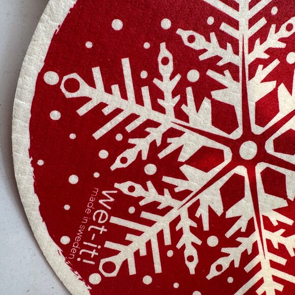 Wet-It! Swedish Treasures Round Dishcloth & Cleaning Cloth -Set of 2 - Picture 3 of 3